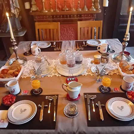 Au Champ Du Coq Sepmeries