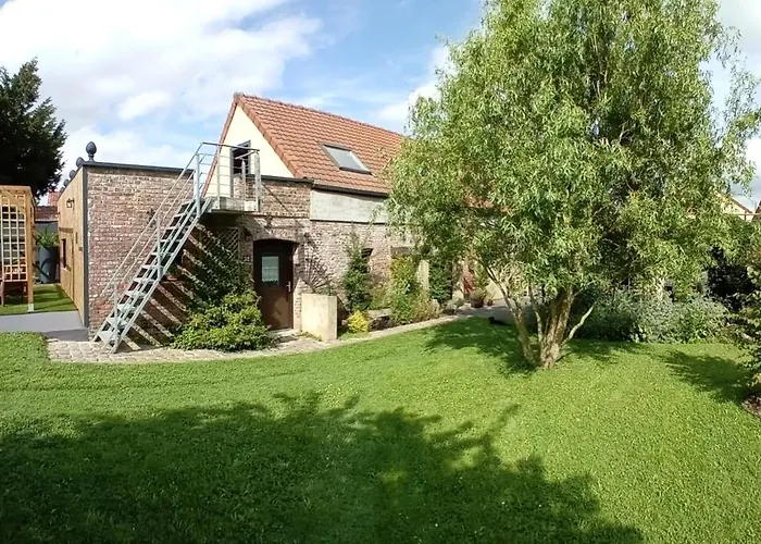 Au Champ Du Coq 3* Sepmeries